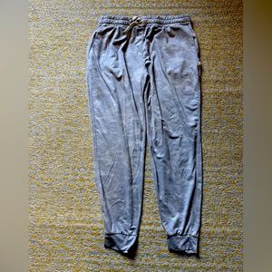 Vuori Performance Jogger in Pale Heather Camo size Medium